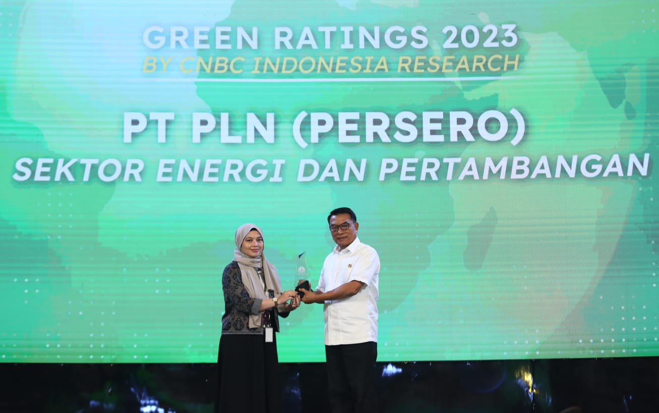 Buktikan Komitmen Bangun Energi Hijau, PLN Raih Predikat Green Ratings di Sektor Energi dan Pertambangan Pada Green Economic Forum 2023