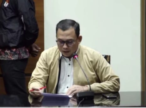 Perdalam Suap Sekretaris MA, KPK Panggil Windy Idol Hingga Pihak BCA