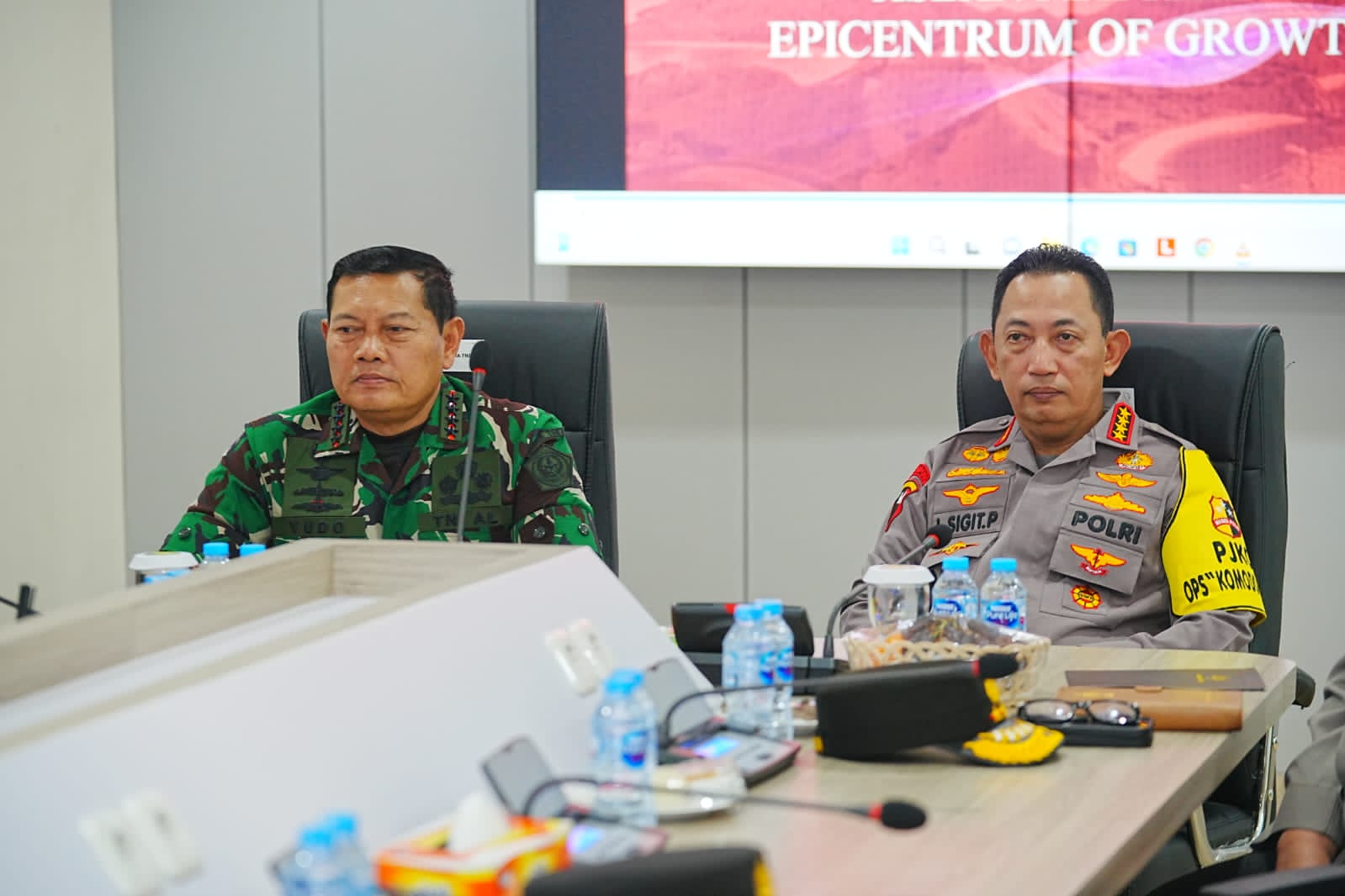 Kapolri dan Panglima TNI Pastikan Kesiapan Personel Jelang KTT ASEAN, Demi Indonesia