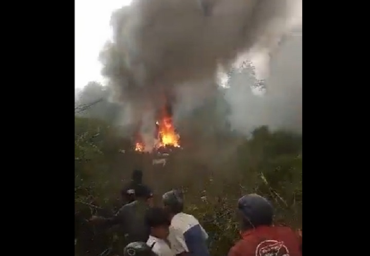 Helikopter Jatuh dan Terbakar di Ciwidey Bandung