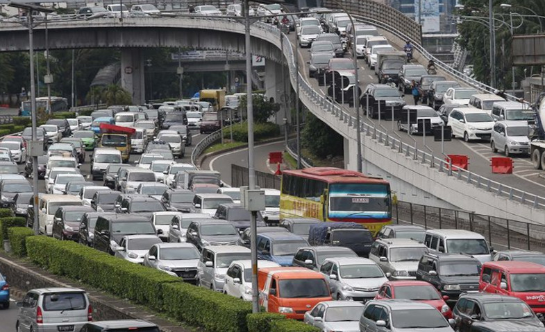 Tol Dalam Kota hingga Tol Jagorawi Macet Meski Libur Panjang Selesai