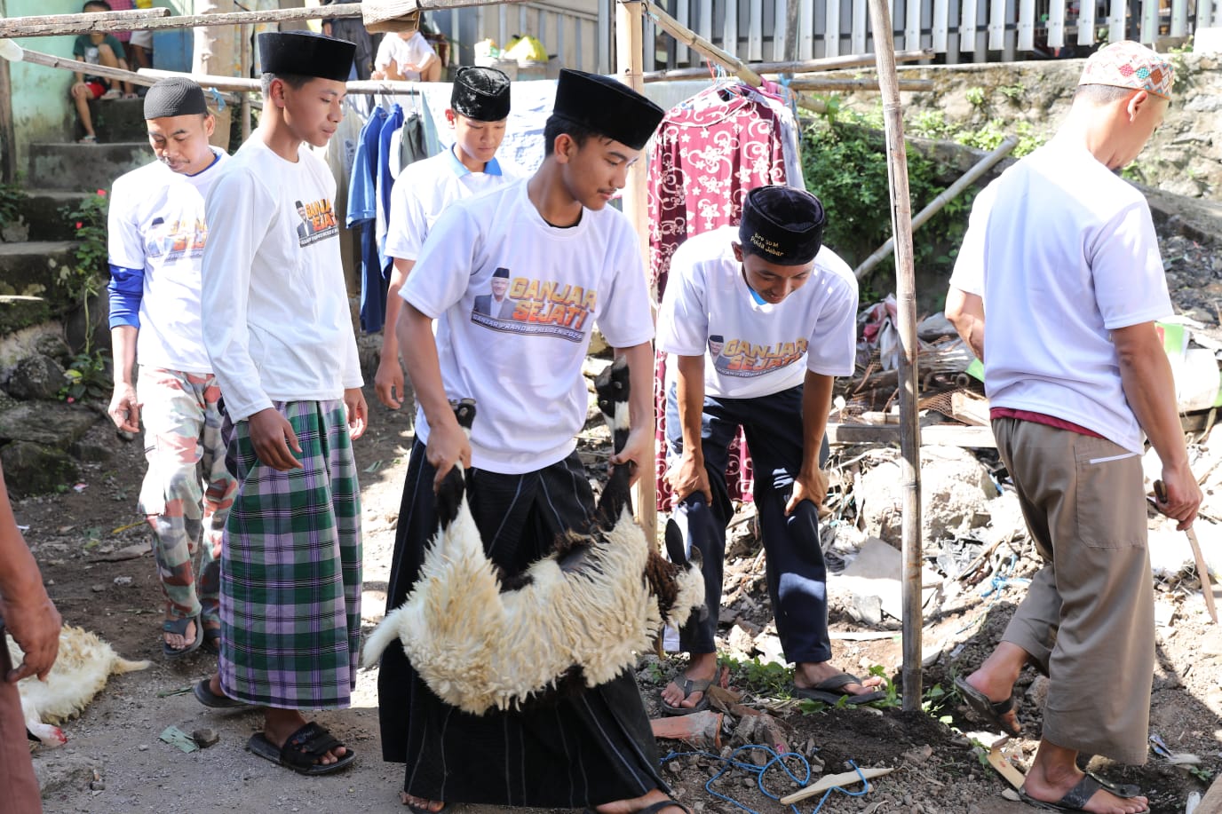 Ganjar Sejati Gelar Pelatihan Penyembelihan Hewan Kurban di Pondok Pesantren Salafiyah Subussalaam Bandung