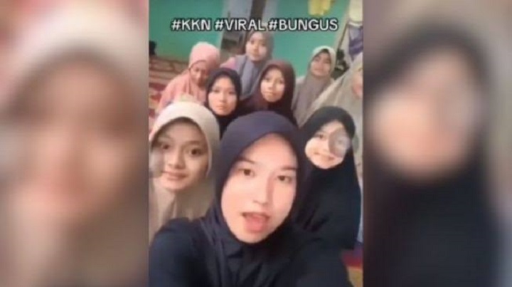 Beredar Video Mahasiswa UPN Sindir Fasilitas Desa saat KKN Berakhir Tragis