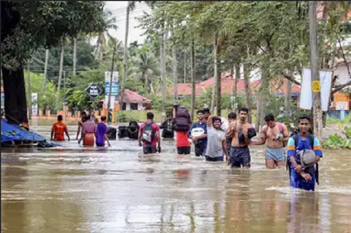 India Banjir Besar, Puluhan Ribu Orang Mengungsi