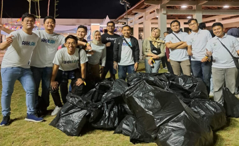 Pegadaian Gandeng Plastik Daur Ulang 1 Ton Sampah Plastik