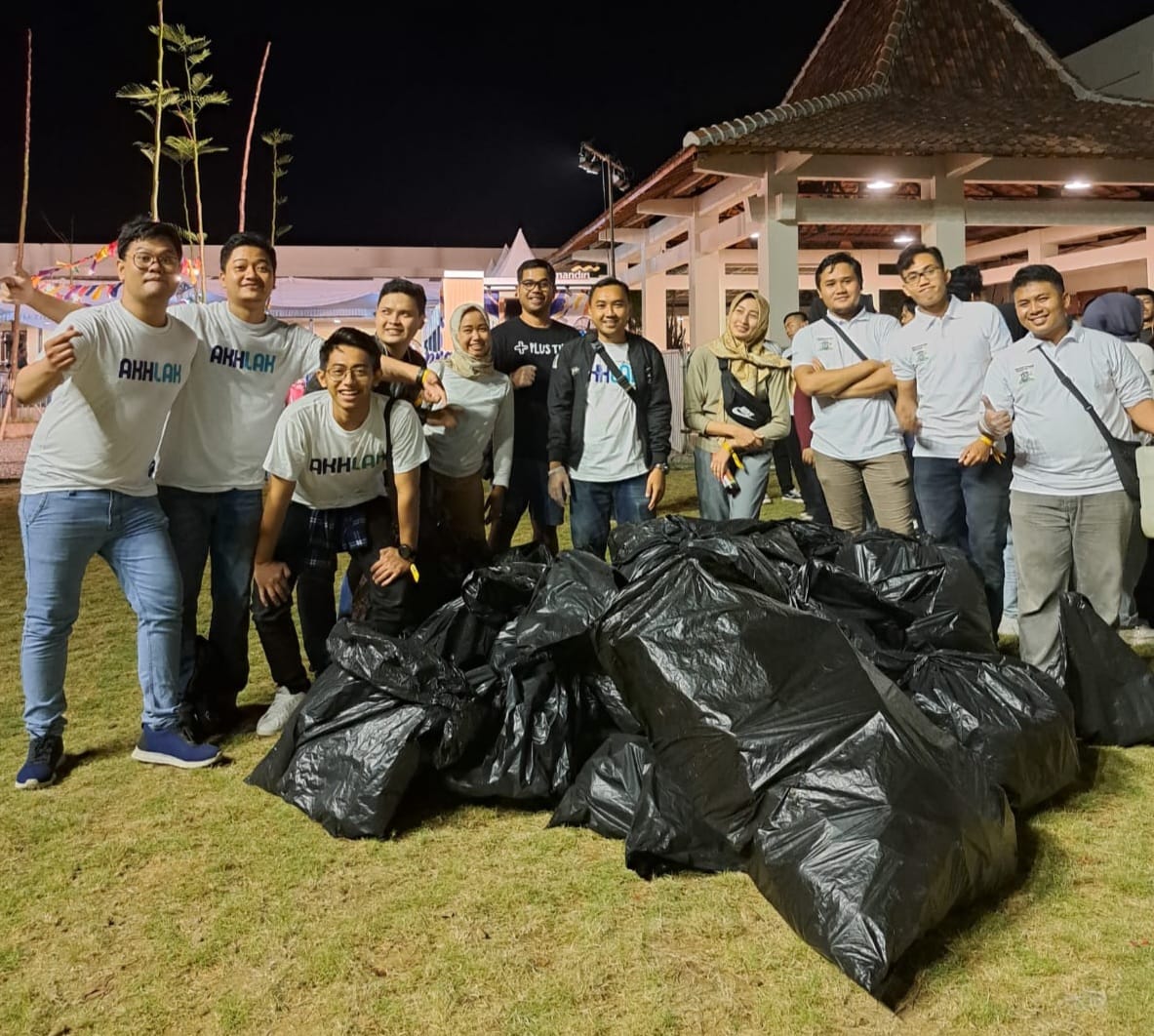 Pegadaian Gandeng Plustik Daur Ulang Satu Ton Sampah Plastik