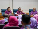 Wali Kota Jakarta Timur, Muhammad Anwar saat memimpin Rapat Koordinasi Wilayah (Rakorwil) Juni 2023 di Ruang Pola Lantai 2 Blok A, kantor Pemkot Administrasi Jakarta Timur, Kamis (15/6) siang. Foto: Ist