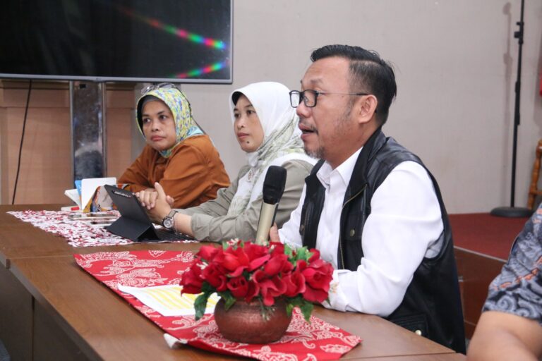 Cukup Setengah Jam, Warga Cilangkap Lega BPN Kota Depok Beri Penjelasan PTSL Lewat Dialog