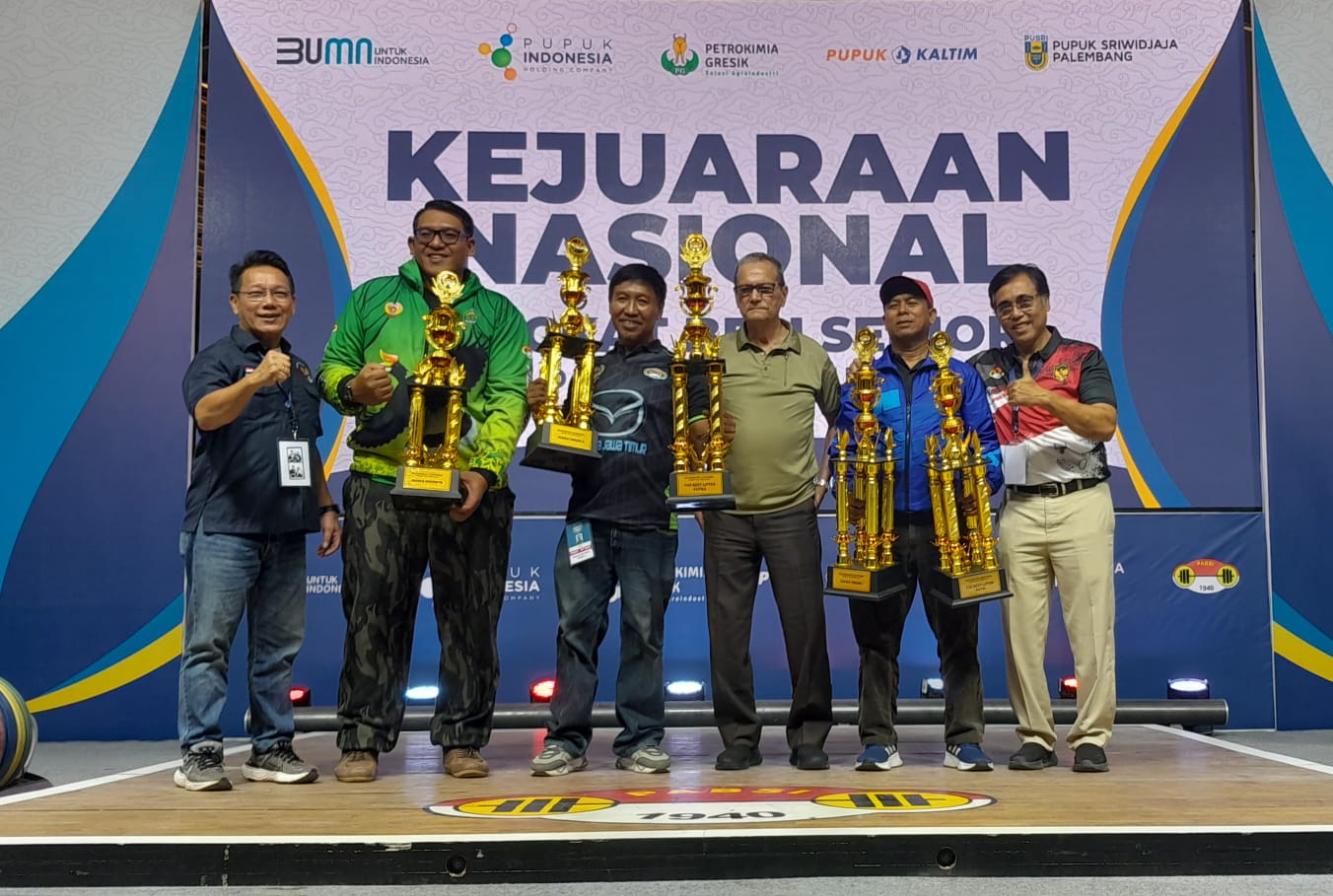 Jawa Barat Rajai Kejurnas Angkat Besi Senior Pupuk Indonesia 2023