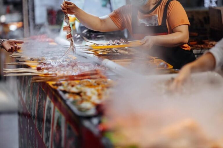 Yuk, Intip Rekomendasi 5 Tempat Kuliner Hits Saat Liburan ke Bandung, No 4 Jadoel Banget