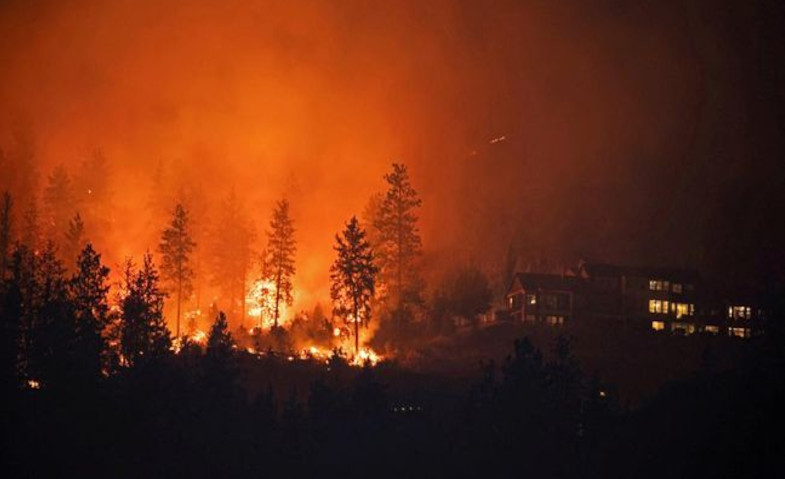 Kebakaran Hutan Kanada Kian Parah Yellowknife Seolah Jadi Kota Hantu