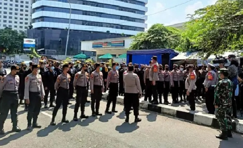 Kawal Demo Buruh,  1.100 Polisi Diterjunkan