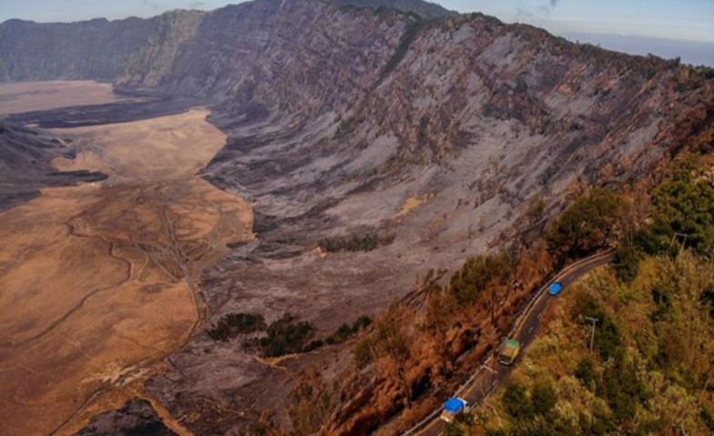 Kerugian Akibat Kebakaran Hutan Bromo Ditaksir Capai Rp5,4 Miliar