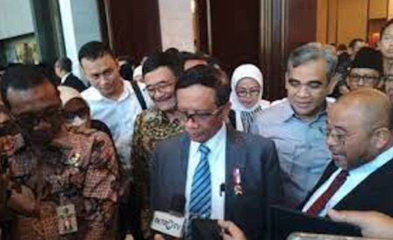 Mahfud MD Berkunjung ke Malaysia di Kampanye Hari ke-10