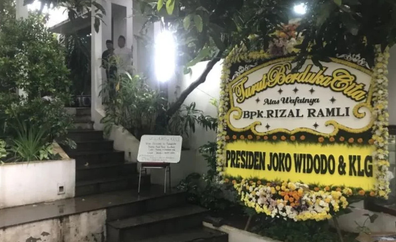 Rumah Duka Rizal Ramli Dipenuhi Karangan Bunga Presiden Jokowi, SBY hingga Anies