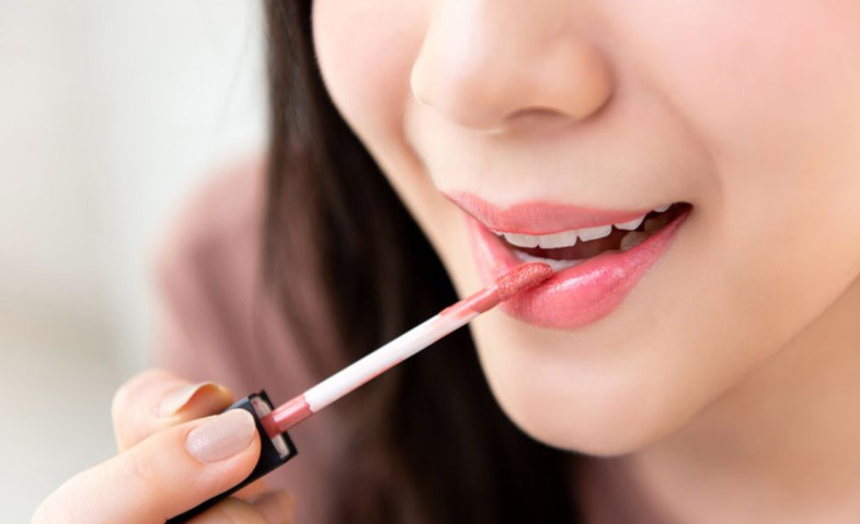 Kenali Perbedaan Lip Stain dan Lip Cream!