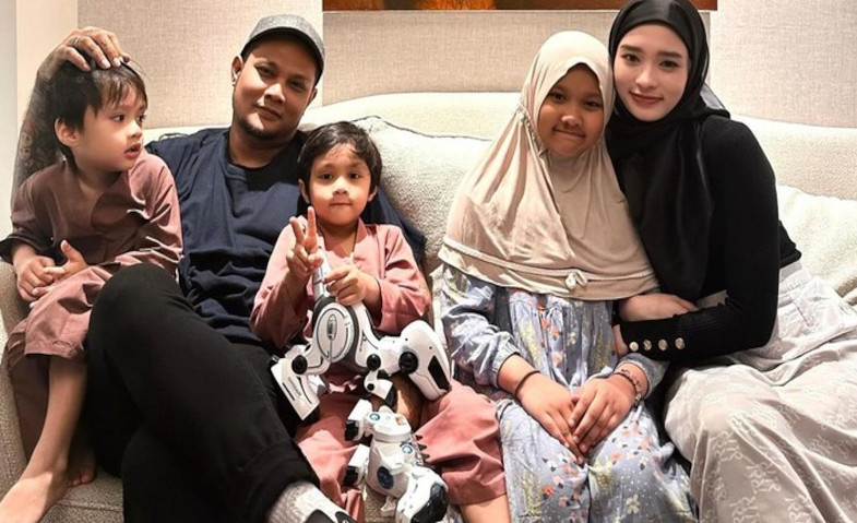 Sepakat Damai, Inara Rusli dan Virgoun Cabut Laporan di Polda Metro Jaya