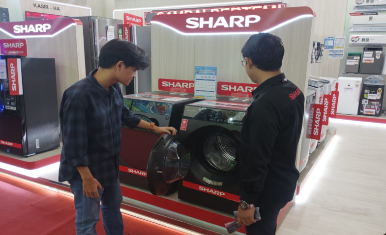 Sharp Semarakan Jakarta Fair Kemayoran 2024 Hadirkan Promo Menarik