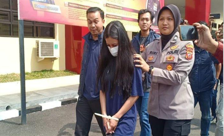 4 Selebgram Cantik Endorse Judi Online di Serang Ditangkap