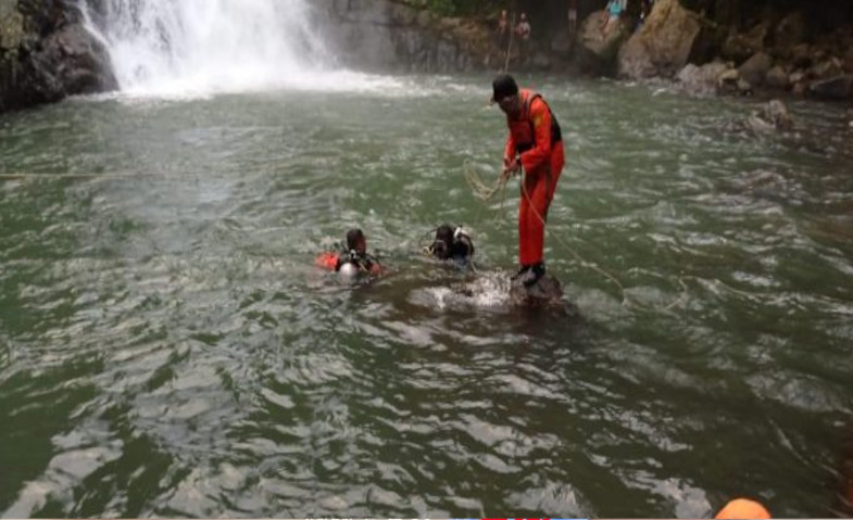 2 Gadis Ditemukan Tewas Usai Tenggelam di Air Terjun Maros