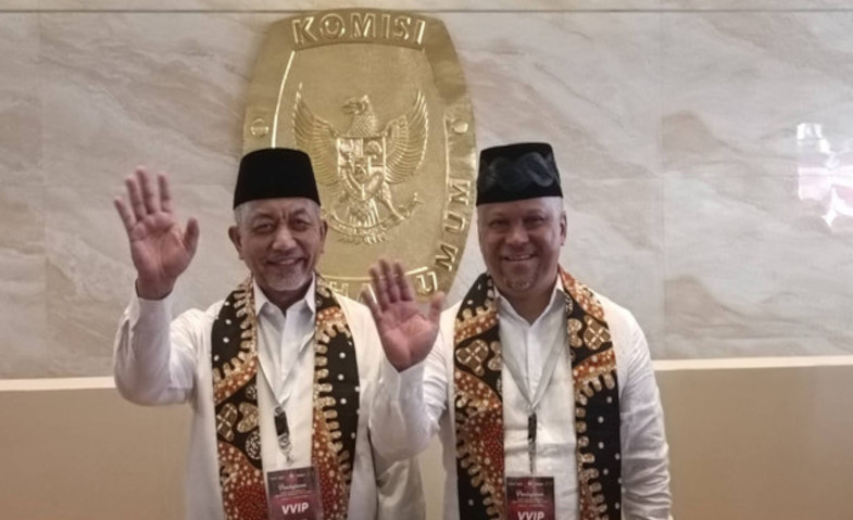 Resmi, Ahmad Syaikhu-Ilham Habibie Daftar Pilgub Jabar ke KPU