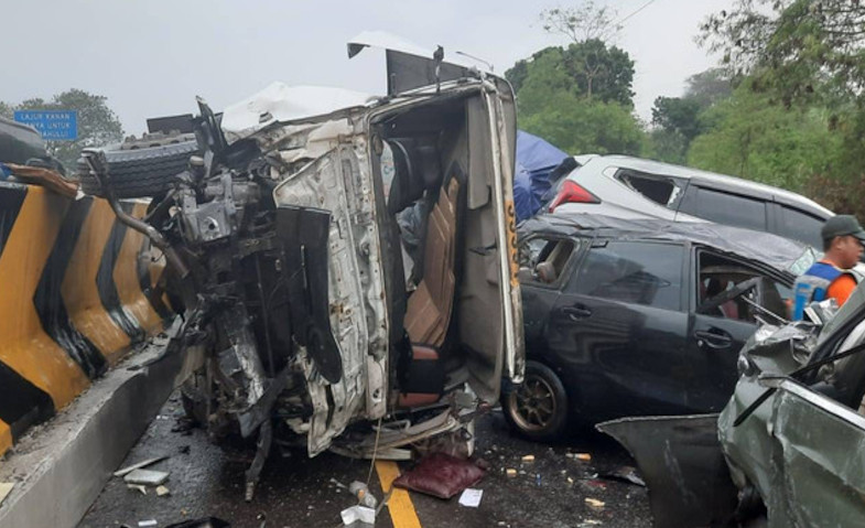 Sopir Truk Cipularang KM 92 Ditetapkan sebagai Tersangka